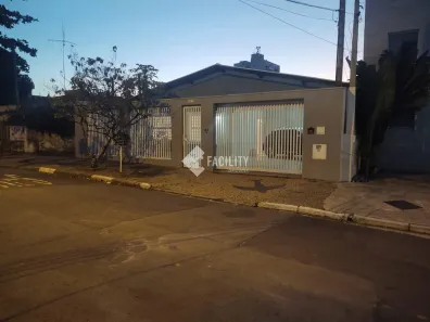 Sobrado com 3 Quartos à venda, 147m² no Jardim Quarto Centenário, Campinas