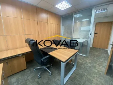 Sala Comercial para alugar, 42m² no Jardim das Acácias, São Paulo