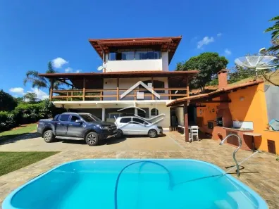 Casa de Condomínio com 3 Quartos para venda ou aluguel, 350m² no Pedro do Rio, Petrópolis