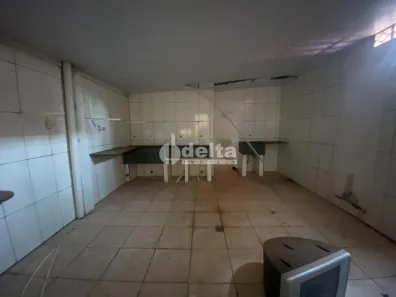 Ponto Comercial para alugar, 89m² no Nossa Senhora das Graças, Uberlândia