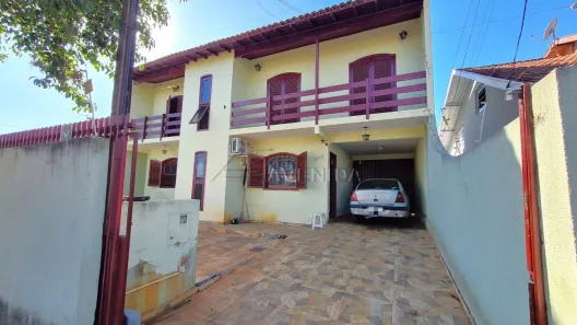 Casa com 4 Quartos à venda, 355m² no Califórnia, Londrina