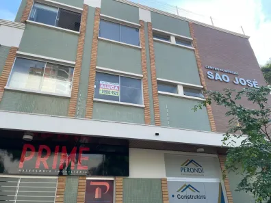 Sala Comercial para alugar, 56m² no Zona 03, Maringá