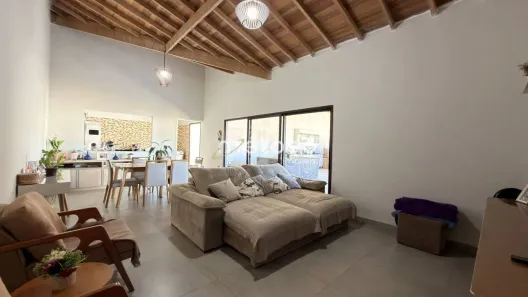 Fazenda/Sítio com 3 Quartos à venda, 259m² no Jardim Costão, Santa Branca