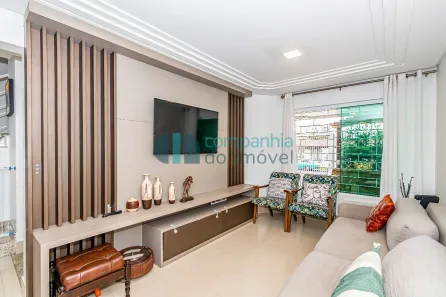 Sobrado com 4 Quartos à venda, 213m² no Jardim das Américas, Curitiba