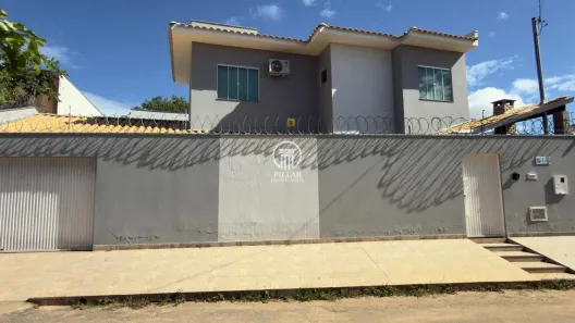 Casa com 3 Quartos à venda, 120m² no Morada da Serra, Montes Claros