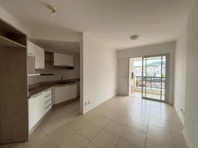 Apartamento com 2 Quartos para alugar, 69m² no Trindade, Florianópolis