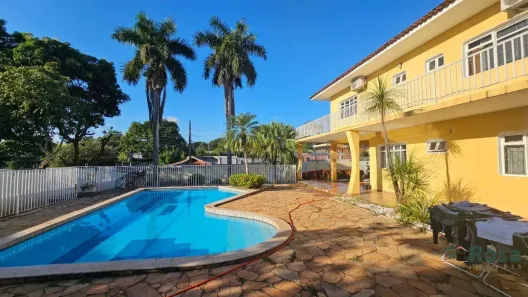 Sobrado com 6 Quartos à venda, 471m² no Quilombo, Cuiabá