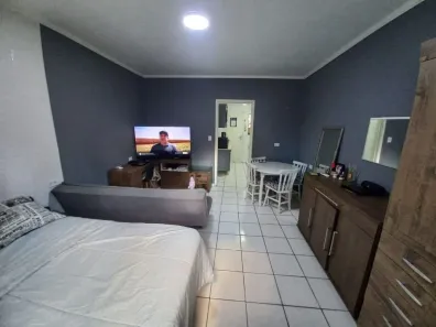 Kitnet com 1 Quarto à venda, 32m² no Guilhermina, Praia Grande