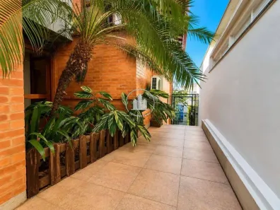 Casa com 3 Quartos para alugar, 364m² no Pedra Branca, Palhoça