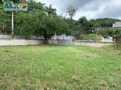 Lote/Terreno à venda, 927m² no Itaipu, Niterói