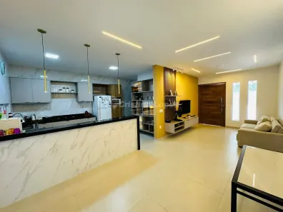 Casa de Condomínio com 4 Quartos à venda, 300m² no Novo Uruguai, Teresina