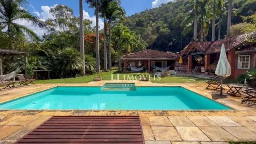 Fazenda/Sítio com 4 Quartos à venda, 600m² no Pedro do Rio, Petrópolis