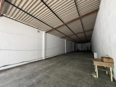 Galpão/Depósito/Armazém à venda, 215m² no Jardim Paulista, São Paulo