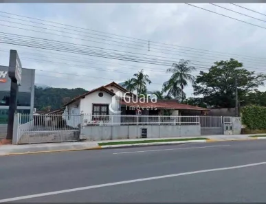 Lote/Terreno à venda, 915m² no Centro, Guaramirim