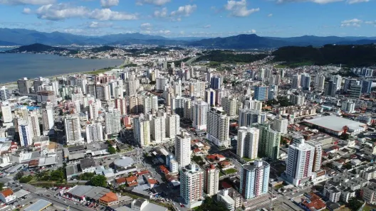 Apartamento com 3 Quartos à venda, 105m² no Campinas, São José