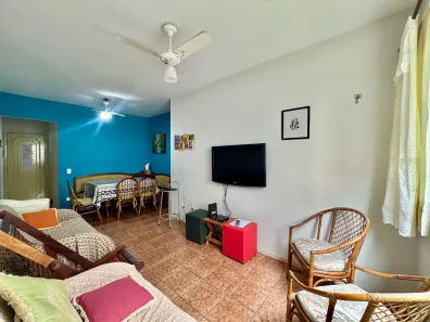 Apartamento com 3 Quartos para alugar, 65m² no Jardim Las Palmas, Guarujá