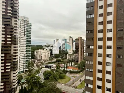 Apartamento com 4 Quartos à venda, 214m² no Mossunguê, Curitiba