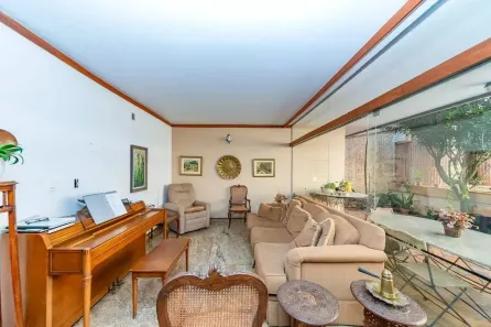Casa com 4 Quartos para alugar, 355m² no Santa Lúcia, Belo Horizonte