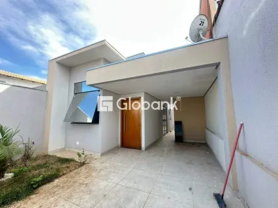 Casa com 3 Quartos à venda, 65m² no Carmelo, Montes Claros