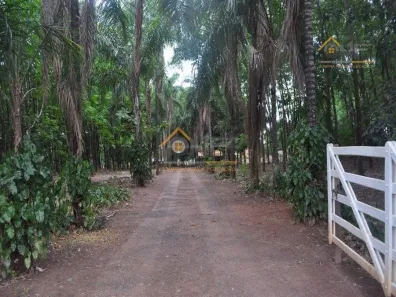 Fazenda/Sítio com 4 Quartos à venda, 200m² no Centro, Cosmorama