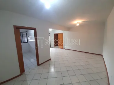 Apartamento com 2 Quartos para alugar, 81m² no Centro, Jaraguá do Sul