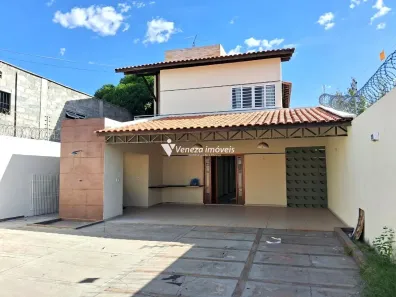 Casa com 5 Quartos para alugar, 220m² no Ininga, Teresina