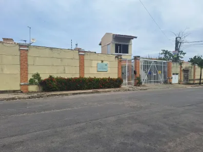 Casa de Condomínio com 3 Quartos à venda, 82m² no Lagoa Redonda, Fortaleza