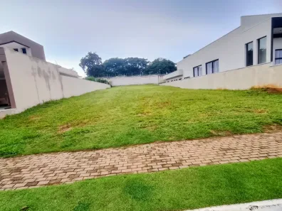 Lote/Terreno à venda, 637m² no Jardim Shangri-Lá, Bauru