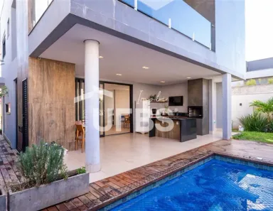 Sobrado com 3 Quartos à venda, 286m² no Jardins Barcelona, Senador Canedo