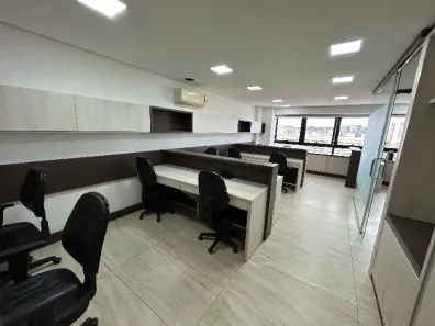 Sala Comercial à venda, 53m² no Praia de Belas, Porto Alegre