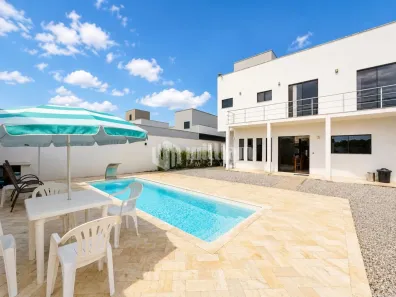 Casa com 3 Quartos à venda, 260m² no Planalto, Brusque