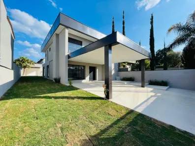 Casa com 3 Quartos à venda, 335m² no Vila Esperia ou Giglio, Atibaia