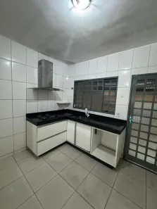 Casa com 2 Quartos para alugar, 130m² no Residencial Della Penna Extensão, Goiânia