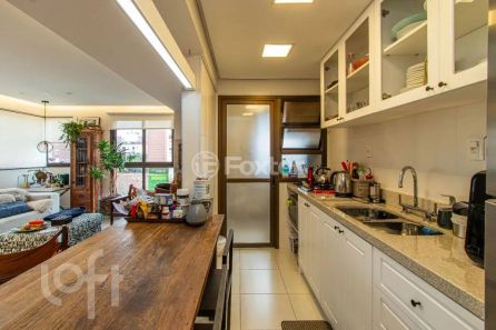 Apartamento com 2 Quartos à venda, 75m² no Petrópolis, Porto Alegre