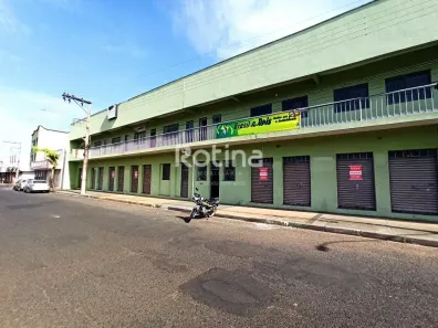 Ponto Comercial para alugar, 35m² no Santa Rosa, Uberlândia