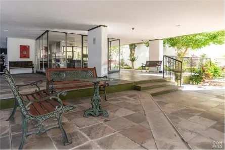 Apartamento com 2 Quartos à venda, 82m² no Menino Deus, Porto Alegre