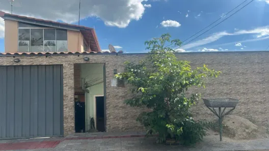Casa com 3 Quartos à venda, 252m² no Alto das Flores, Betim