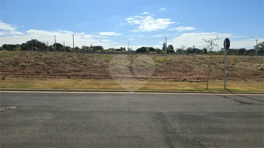 Lote/Terreno à venda, 275m² no Centro, Araraquara