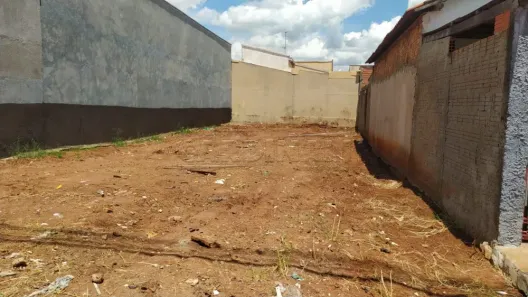 Lote/Terreno à venda, 172m² no Jardim Imperial, Araraquara