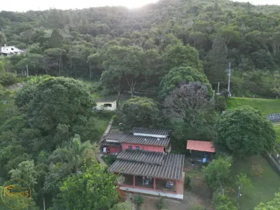 Fazenda/Sítio com 6 Quartos à venda, 210m² no Chave De Ouro, Paty do Alferes