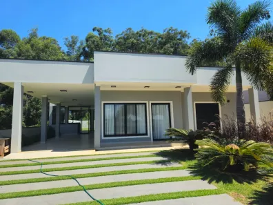 Casa de Condomínio com 3 Quartos à venda, 220m² no Thermas de Santa Bárbara Gleba III, Águas de Santa Bárbara