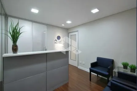 Sala Comercial à venda, 106m² no Rio Branco, Porto Alegre