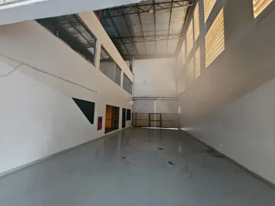 Galpão/Depósito/Armazém para alugar, 1800m² no Cachoeirinha, Manaus