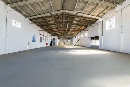 Galpão/Depósito/Armazém para alugar, 2000m² no Cidade Industrial, Curitiba