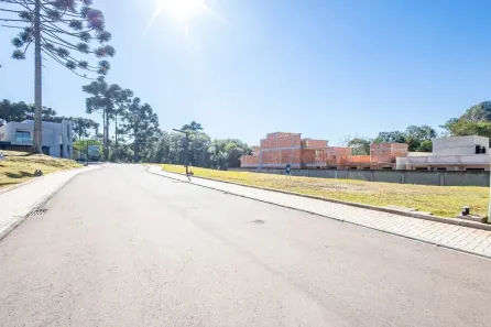Lote/Terreno à venda, 362m² no Novo Mundo, Curitiba