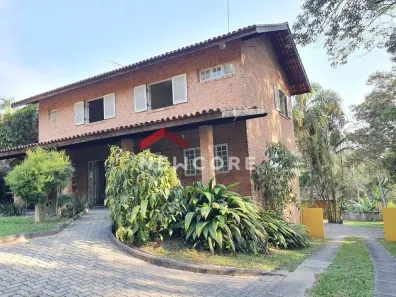 Casa com 4 Quartos à venda, 370m² no Chácaras Bartira, Embu das Artes