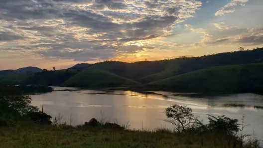 Fazenda/Sítio com 3 Quartos à venda, 500m² no Bemposta, Três Rios