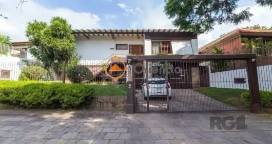 Casa com 4 Quartos à venda, 329m² no Chácara das Pedras, Porto Alegre