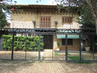 com 4 Quartos à venda, 450m² no Jardim Primavera, Araraquara