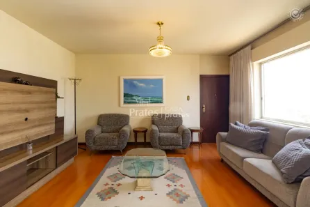 Apartamento com 3 Quartos para alugar, 144m² no Centro, Curitiba